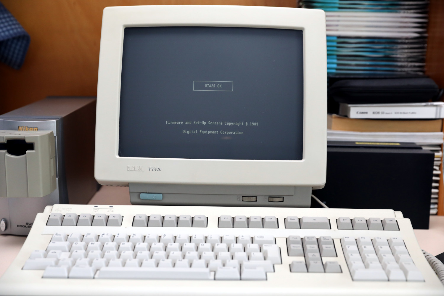 The DEC VT420 terminal starting up — note the copyright date on the screen